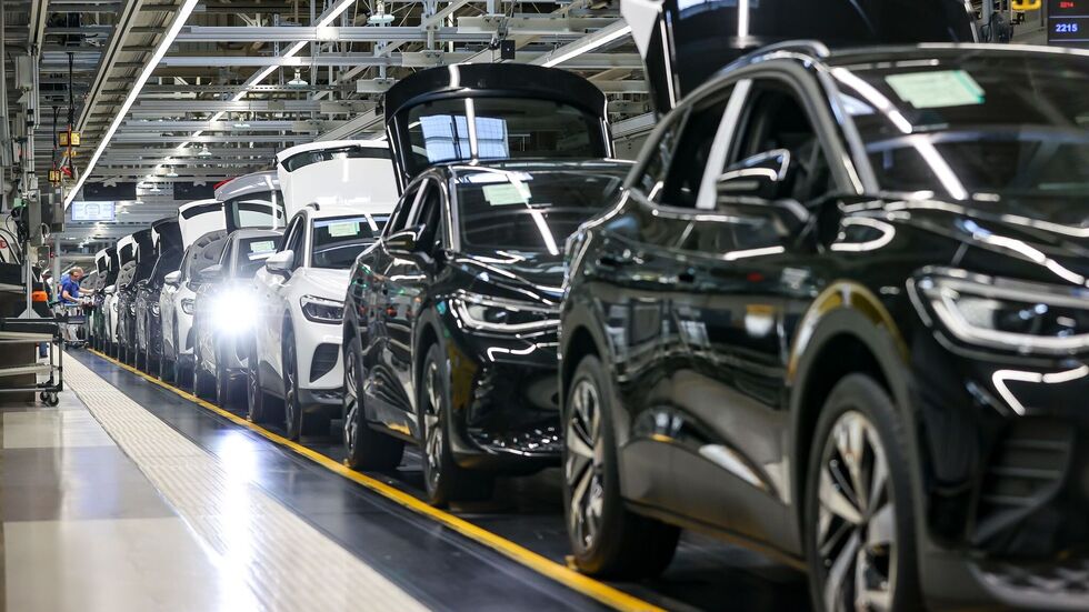 Die E-Auto-Produktion in Zwickau wird im Oktober für eine Woche ruhen. (Archivbild)