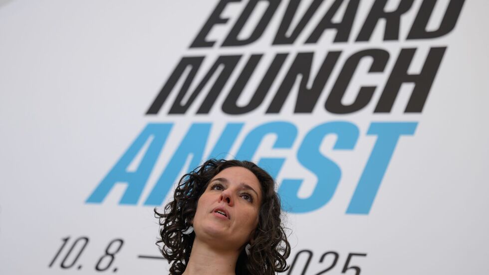 Florence Thurmes, Generaldirektorin der Kunstsammlungen Chemnitz, in der Ausstellung «Edvard Munch. Angst». (Archivbild)