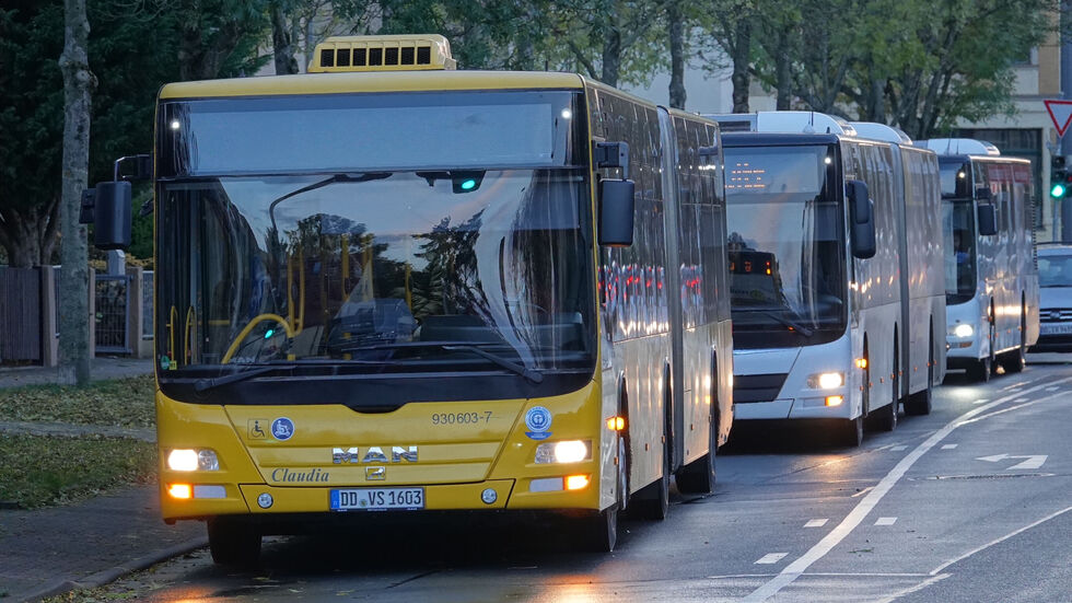 Die Straße wurde zunächst gesperrt.
