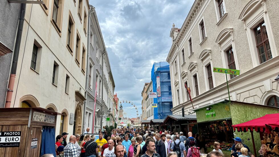 Das Görlitzer Altstadtfest 2024 - mit Riesenrad auf dem Obermarkt