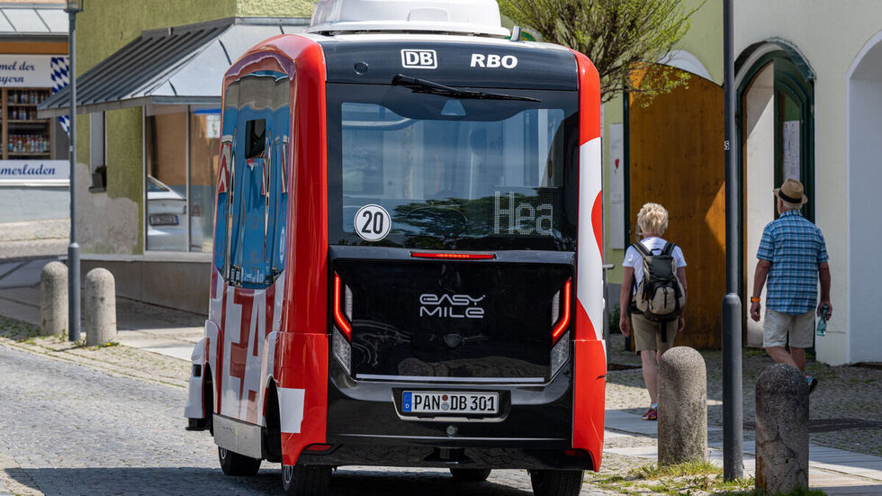 Fahrerloser Bus in Bayern.