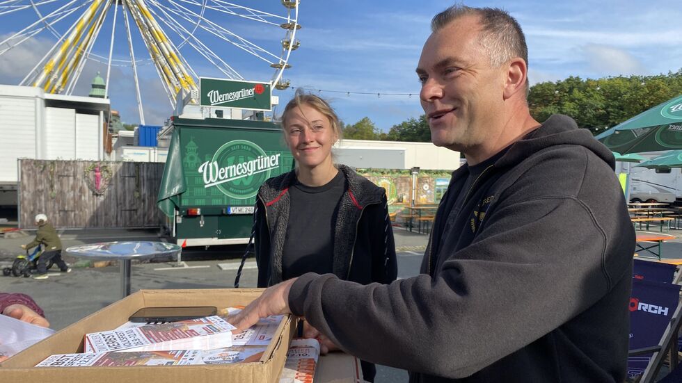 Rummelchef Marco Walz und Vanessa Berger haben am Mittwoch zum Presserundgang eingeladen.