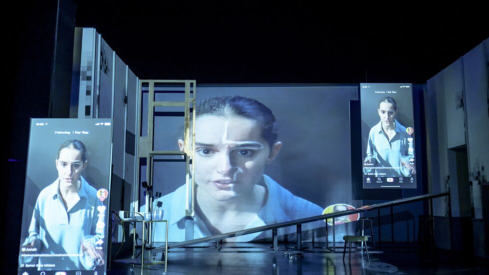 Szenen-Collage aus "Call it home".