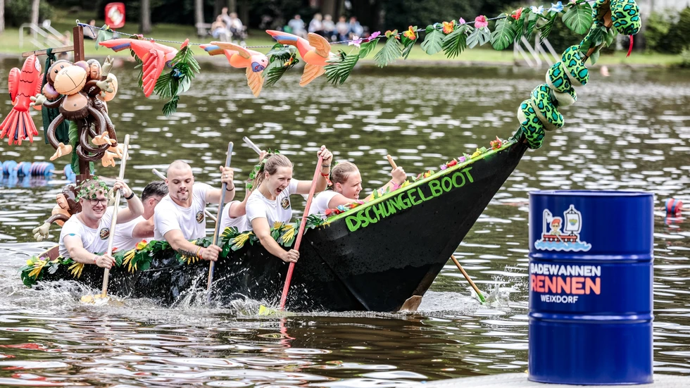 Da bleibt kein Auge trocken! Das Bootsrennen ist jedes Jahr ein Riesenspaß für tausende Besucher