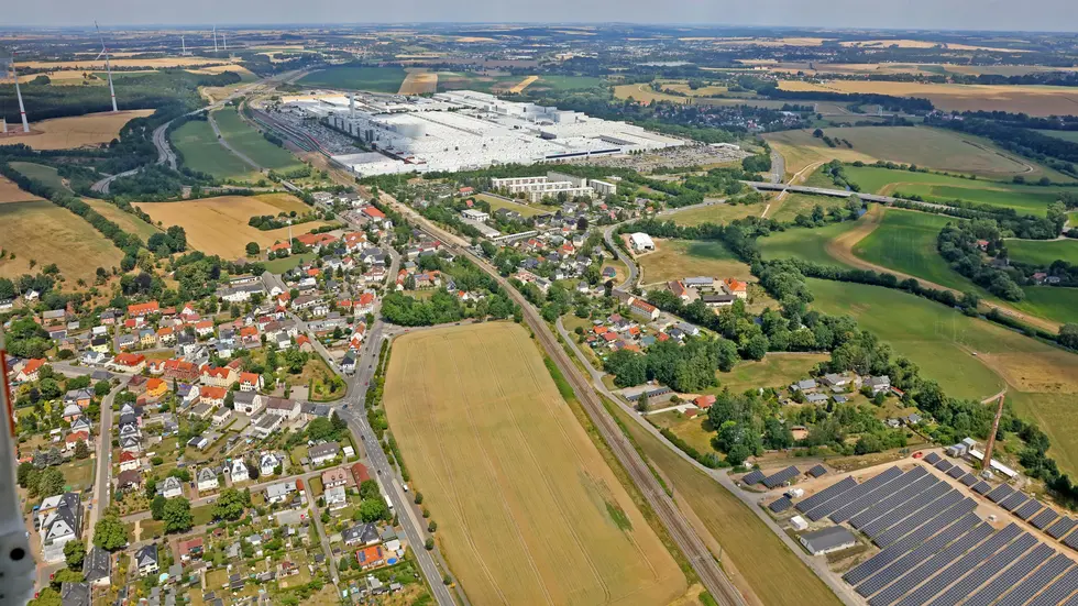 VW Zwickau im Bildhintergrund VW Zwickau im Bildhintergrund
