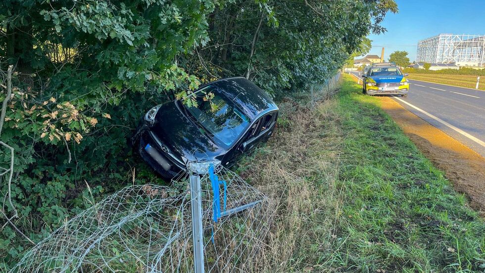 Autofahrerin (80) von der tiefstehenden Sonne geblendet?