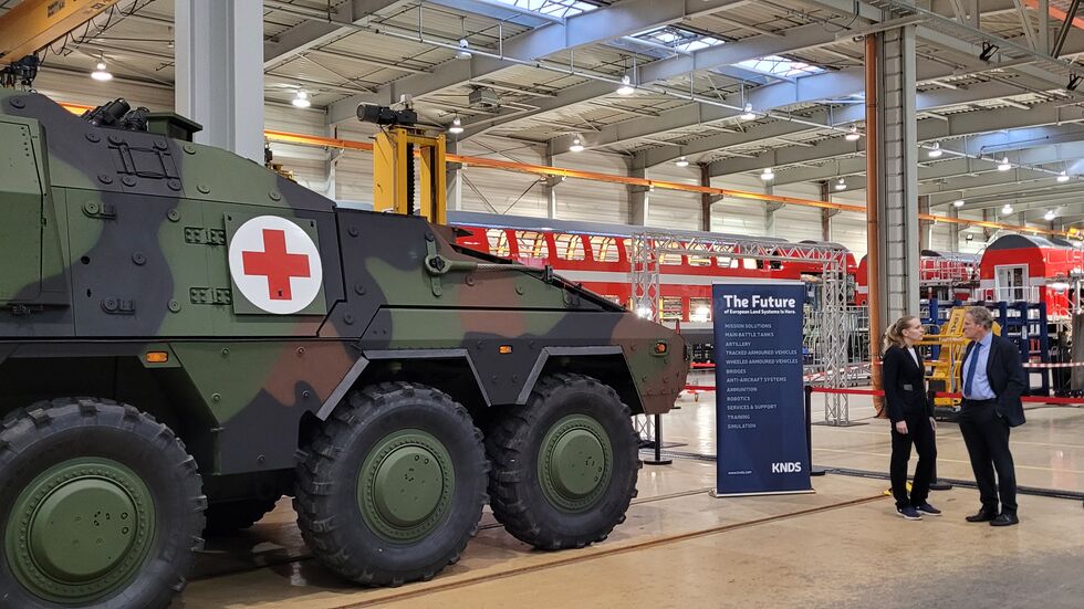 Panzer statt Doppelstockwagen - Zum Jahreswechsel will der Rüstungskonzern KNDS die Produktion in Görlitz aufnehmen.