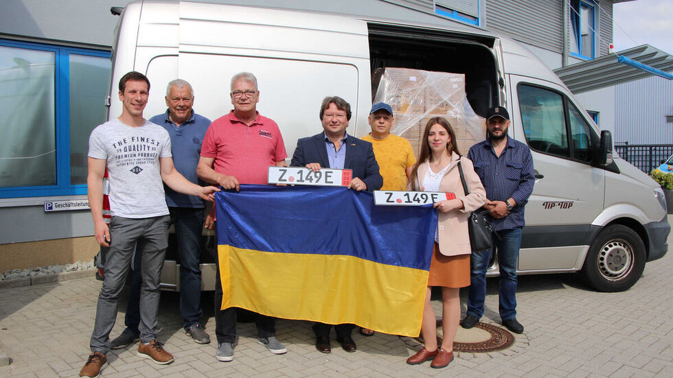 Dieser Transporter ist ein Geschenk für Volodymyr.