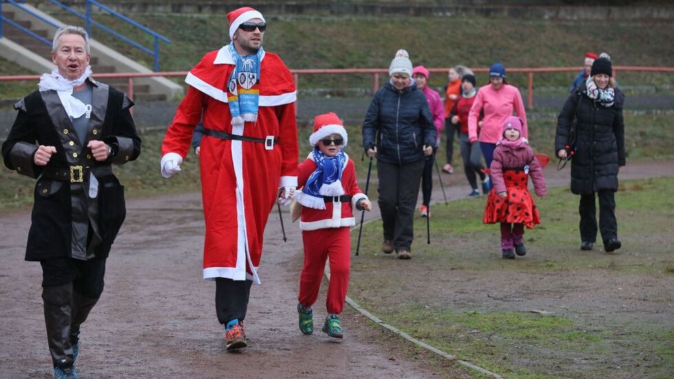 Läufer mit Kostümen sind gern gesehen. Die Besten werden prämiert. 
