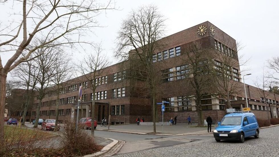 Insgesamt neun Fensterbänke sind verschwunden.