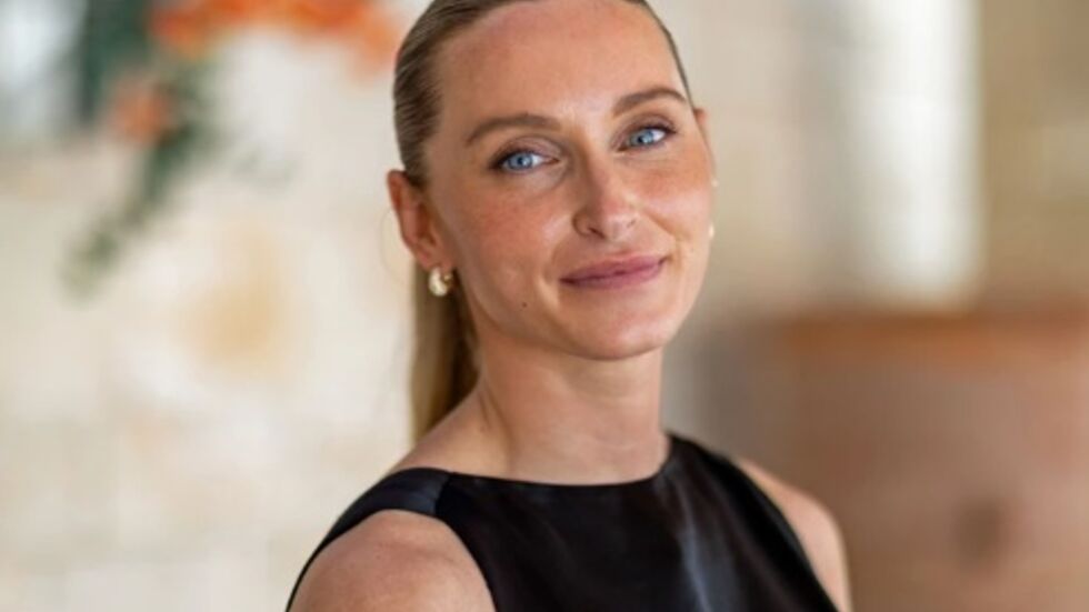 ...in der dänischen TV-Show "Bachelor" zeigt sie eine andere Seite von sich. ...in der dänischen TV-Show "Bachelor" zeigt sie eine andere Seite von sich.