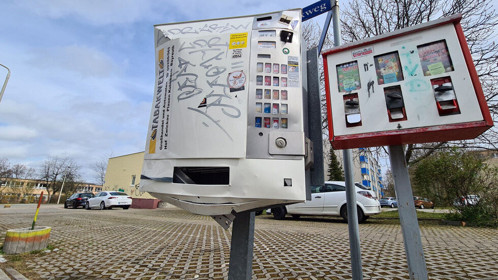 Dieser Zigarettenautomat am Lunikweg wurde zuerst gesprengt und dann aufgehebelt. 