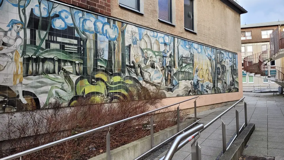 Wandrelief in Cottbus Wandrelief in Cottbus