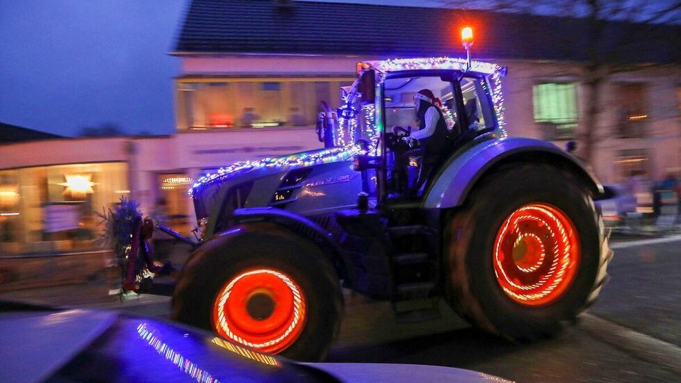 Schon zum fünften Mal tuckern die liebevoll geschmückten Lkw und Traktoren durch den Mülsengrund. 