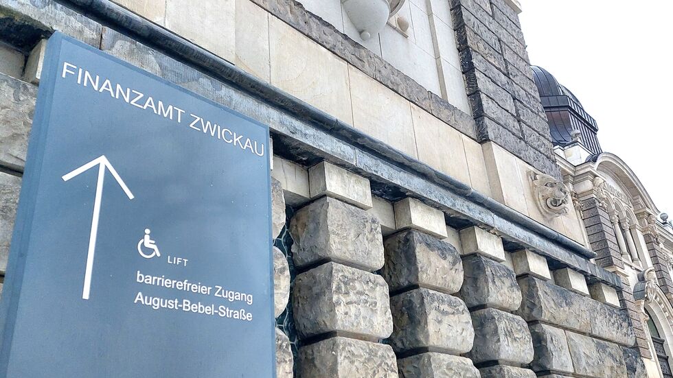 Eingang Finanzamt Zwickau