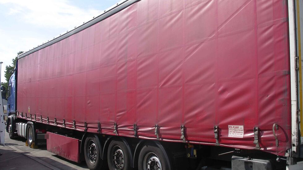 Diesen LKW zog die Dresdner Polizei aus dem Verkehr.