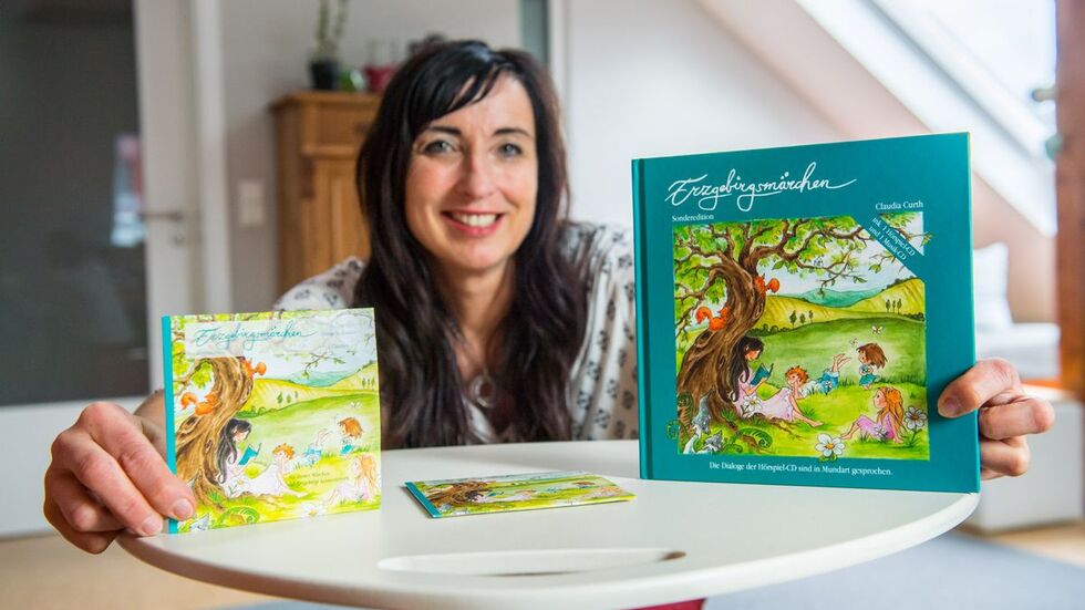 Drei Bände der Erzgebirgsmärchen gibt es inzwischen.