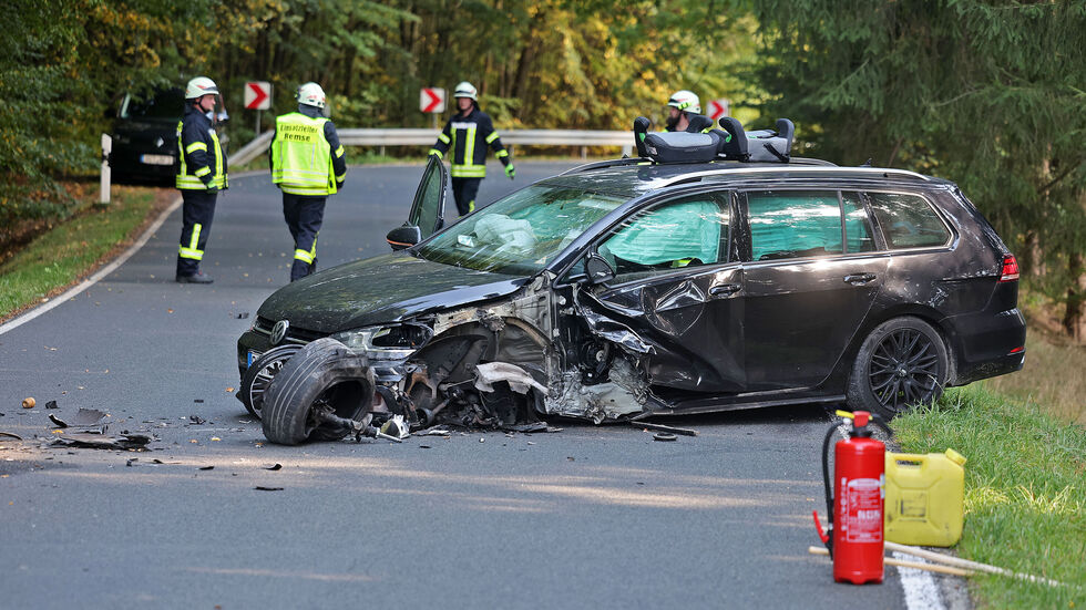 Die Grünfelder Straße musste vorübergehend voll gesperrt werden. 