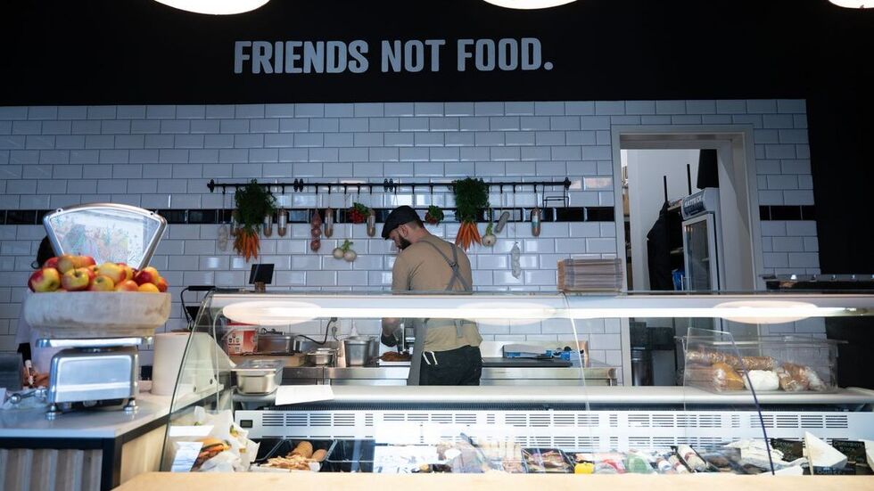 Ein Blick in die Vegane Fleischerei am Bischofsweg in Dresden.