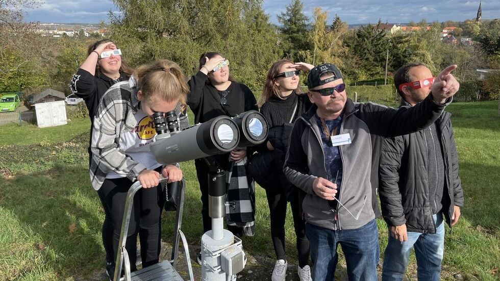 Das schöne Wetter hat den Schaulustigen in die Karten gespielt.