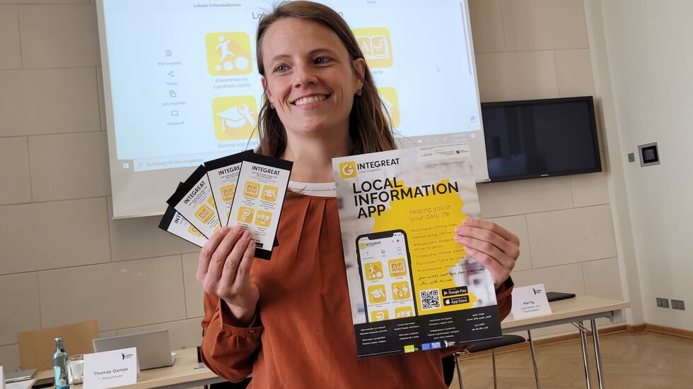 Cynthia Rabel, Sachgebiet Integration im Landratsamt Görlitz: Eine Plattform mit den wichtigsten Informationen.
