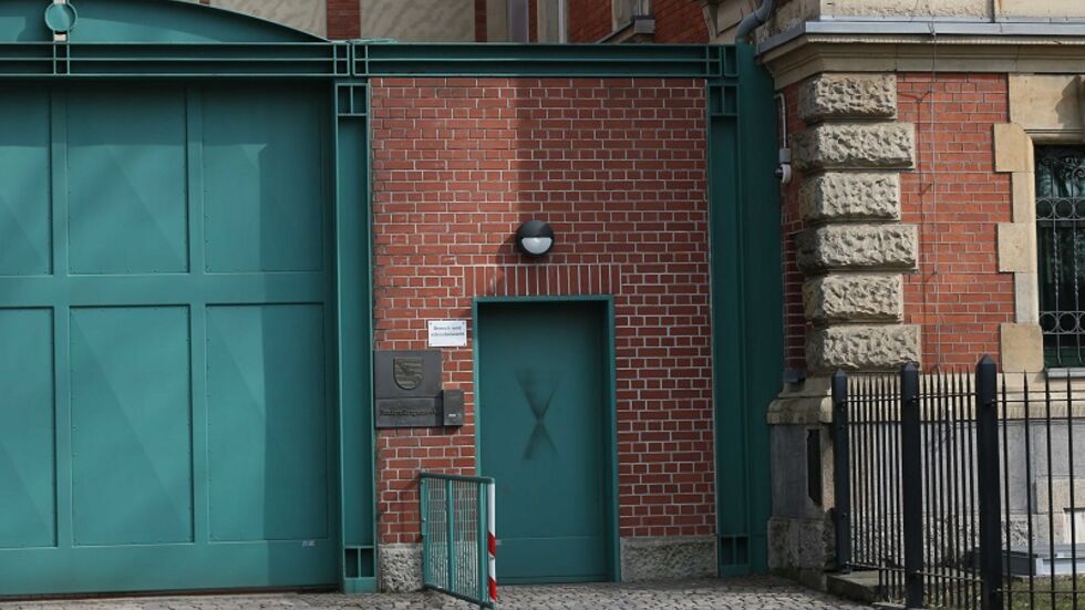 Dieses Tor öffnet sich am 8. November für insgesamt 200 Besucher.  Dieses Tor öffnet sich am 8. November für insgesamt 200 Besucher.