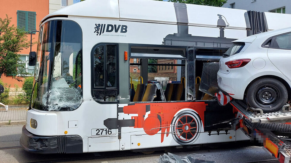 An der Bahn entstand sichtlicher Schaden.