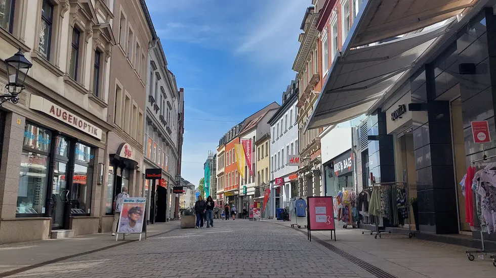 Geschäfte in der Inneren Plauenschen Straße Geschäfte in der Inneren Plauenschen Straße