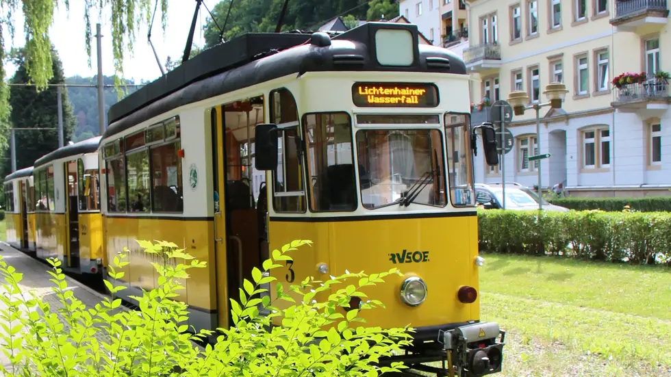 Ab Samstag ist die Kirnitzschtalbahn wieder im 30-Minuten-Takt unterwegs Ab Samstag ist die Kirnitzschtalbahn wieder im 30-Minuten-Takt unterwegs