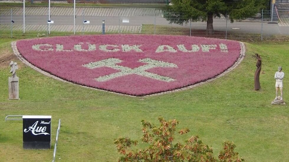 Das bepflanzte Wismut-Wappen. Das bepflanzte Wismut-Wappen.
