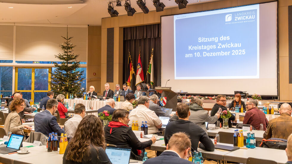 Kreistagssitzung am Mittwoch in der Sachsenlandhalle Glauchau Kreistagssitzung am Mittwoch in der Sachsenlandhalle Glauchau