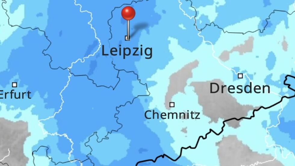 Gegen Mitternacht zieht nach aktuellen Wetterdaten die Spitze der Schneefront durch. Gegen Mitternacht zieht nach aktuellen Wetterdaten die Spitze der Schneefront durch.