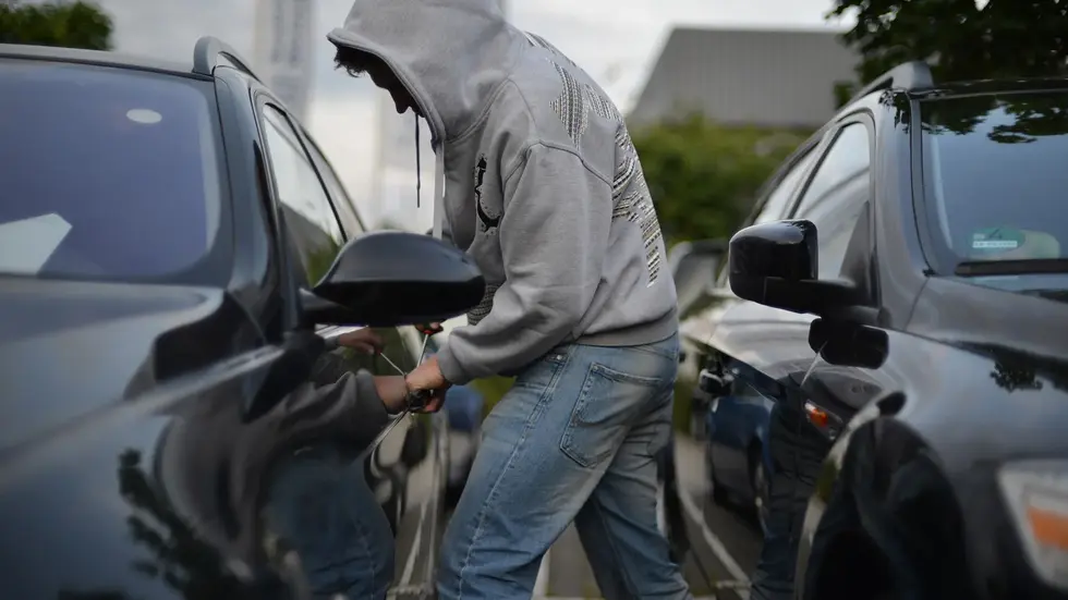 In Chemnitz ist erneut ein Toyota gestohlen worden. Seit März verschwanden bereits 17 Fahrzeuge. Der Schaden liegt bei fast 570.000 Euro.