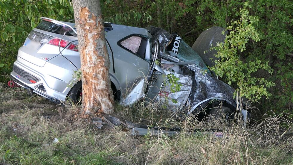 Der Honda Civic des 21-Jährigen wurde schwer beschädigt.