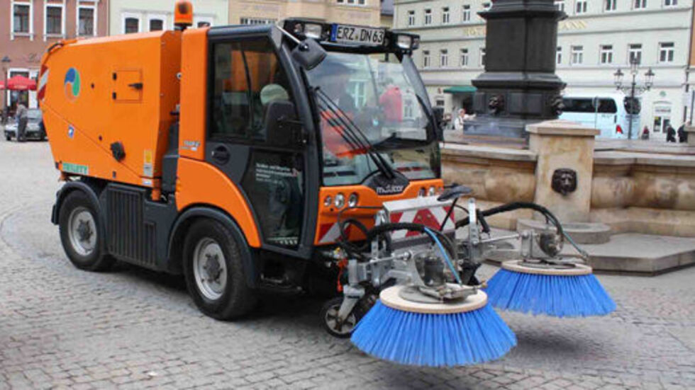 Ab Dienstag sind die Kehrmaschinen in der Stadt unterwegs.