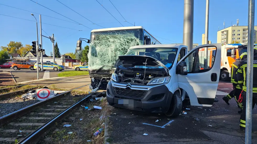 Bei dem Unfall gab es mehrere Verletzte.