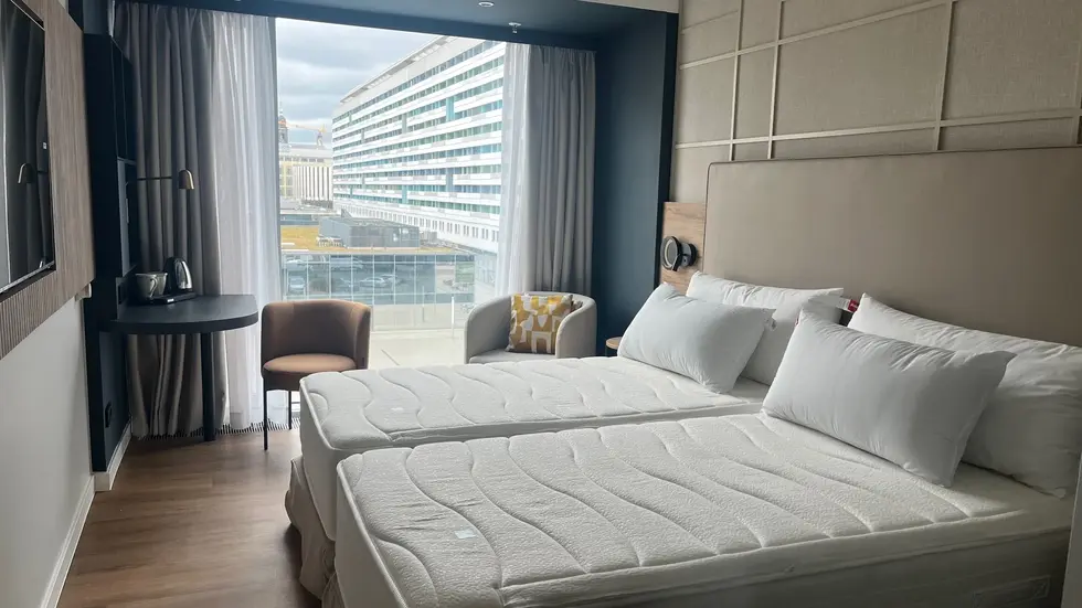 Von jedem Zimmer aus hat man Ausblick auf die Prager Straße