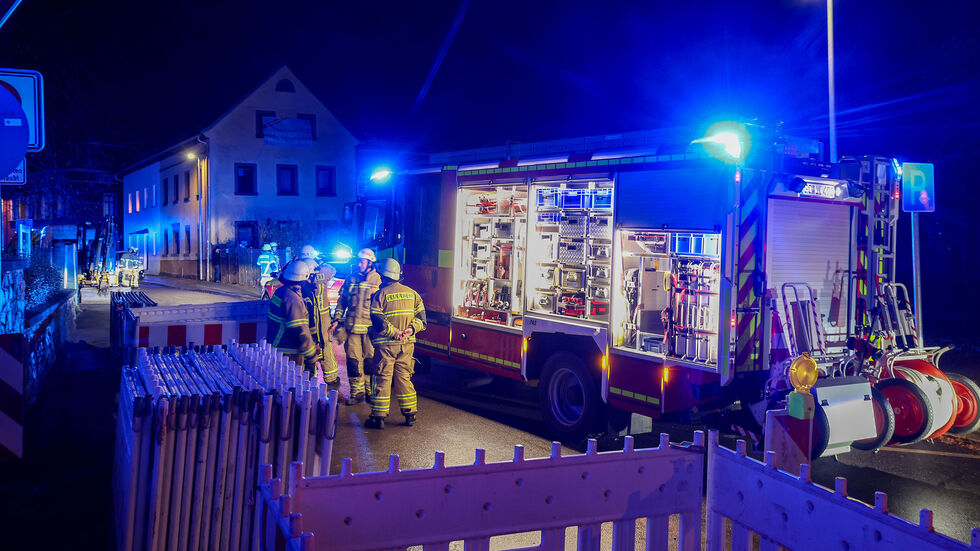 Die Feuerwehr konnte Schlimmeres verhindern. Die Feuerwehr konnte Schlimmeres verhindern.