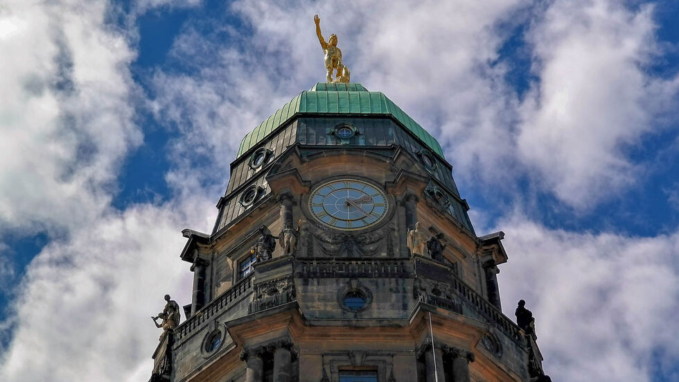 Hoch hinaus auf den Rathausturm: Das ist seit dem Sommer wieder möglich - und kommt gut an!