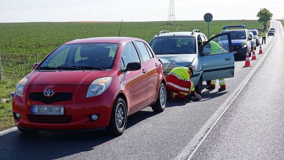 Bei dem Unfall wurden die beiden Fahrerinnen des Toyota und Hyundai sowie ein 4-Jähriger verletzt.