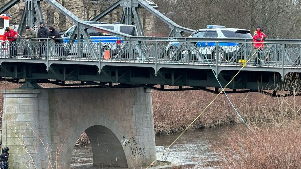 Die Ermittlungen in dem Fall dauern weiter an. 