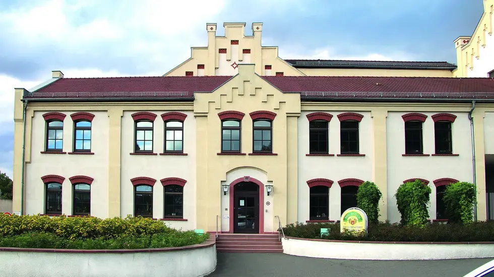 Das Verwaltungsgebäude der Mauritius Privatbrauerei in Zwickau. Das Verwaltungsgebäude der Mauritius Privatbrauerei in Zwickau.