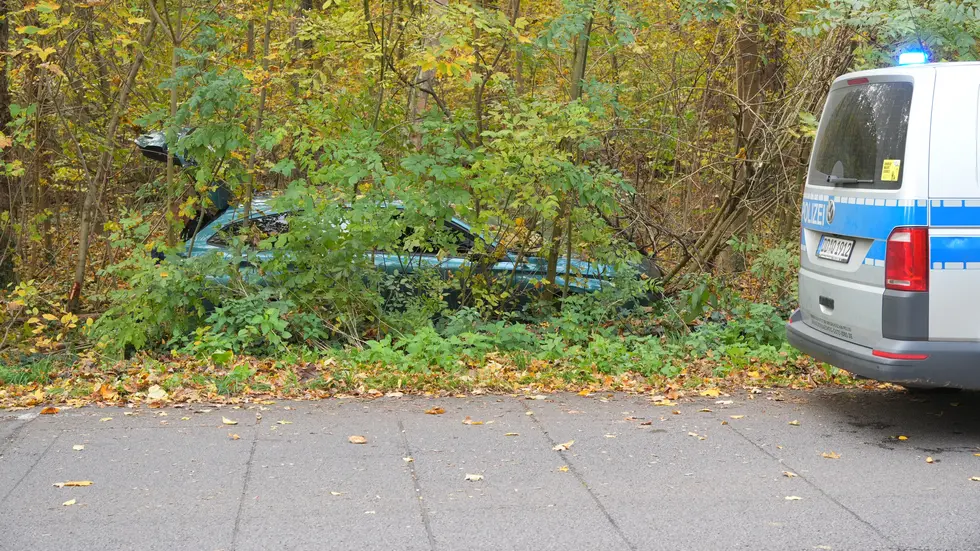 Eine Polizeistreife fand den Wagen. Eine Polizeistreife fand den Wagen.