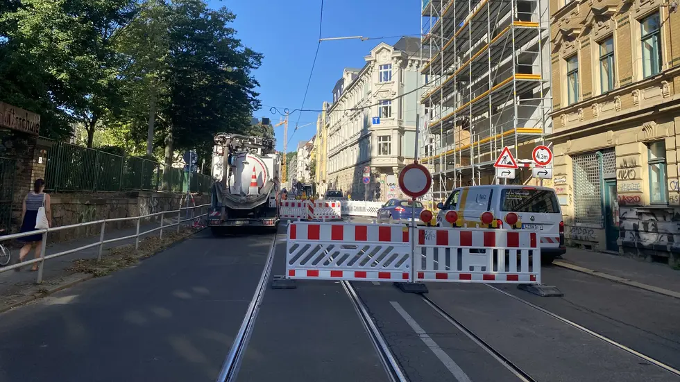 Die Demmeringstraße wurde in dem Bereich voll gesperrt.