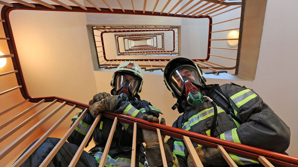 Auch Kameraden der Feuerwehr nehmen wieder am Treppenlauf teil. 