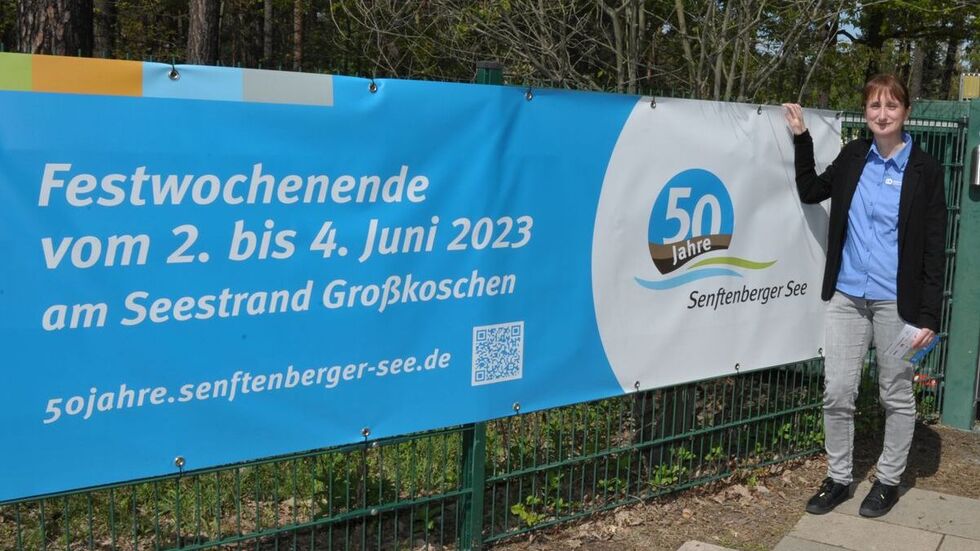 Dana Hüttner vom Zweckverband Lausitzer Seenland präsentiert das Geburtstagsprogramm