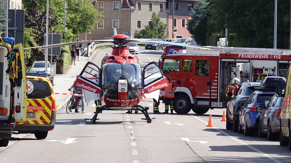 Die B170 war wegen des Unfalls gesperrt, auch ein Rettungshubschrauber war im Einsatz