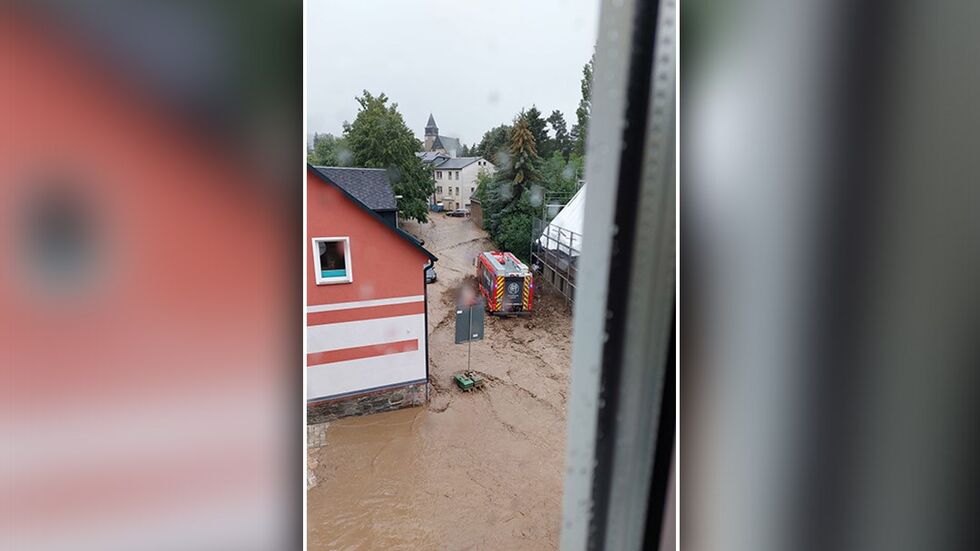 Unter anderem standen in Adorf Straßen unter Wasser.