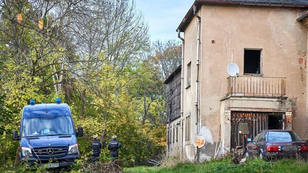 Die Einsatzkräfte vor Ort.