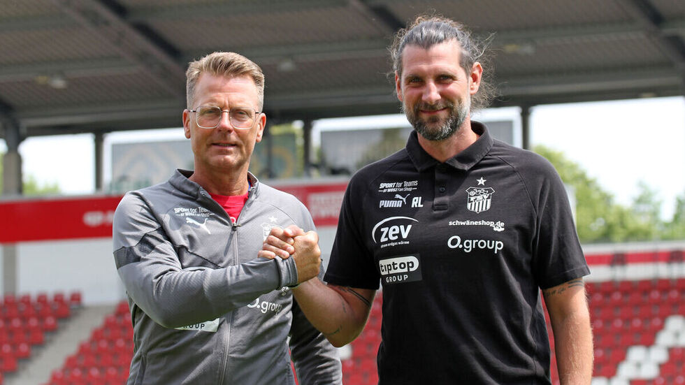 Rico Schmitt (l.) und Sportdirektor Robin Lenk